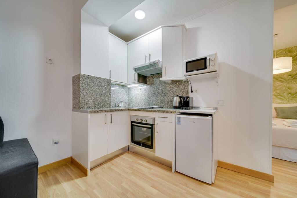 Encantador apartamento con patio Málaga Exterior foto