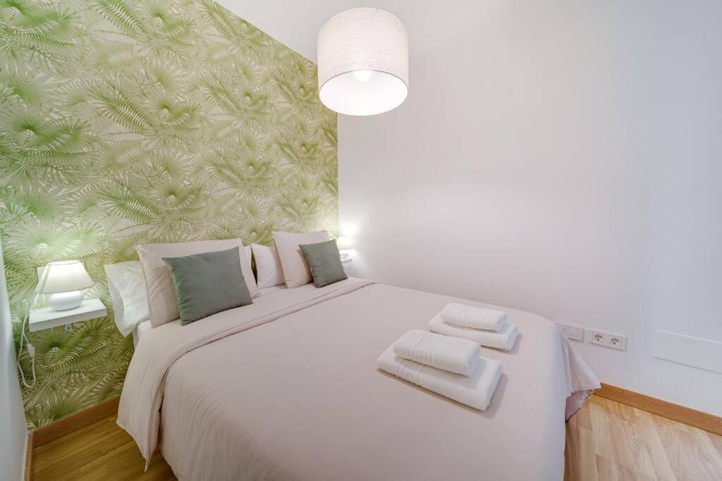 Encantador apartamento con patio Málaga Exterior foto